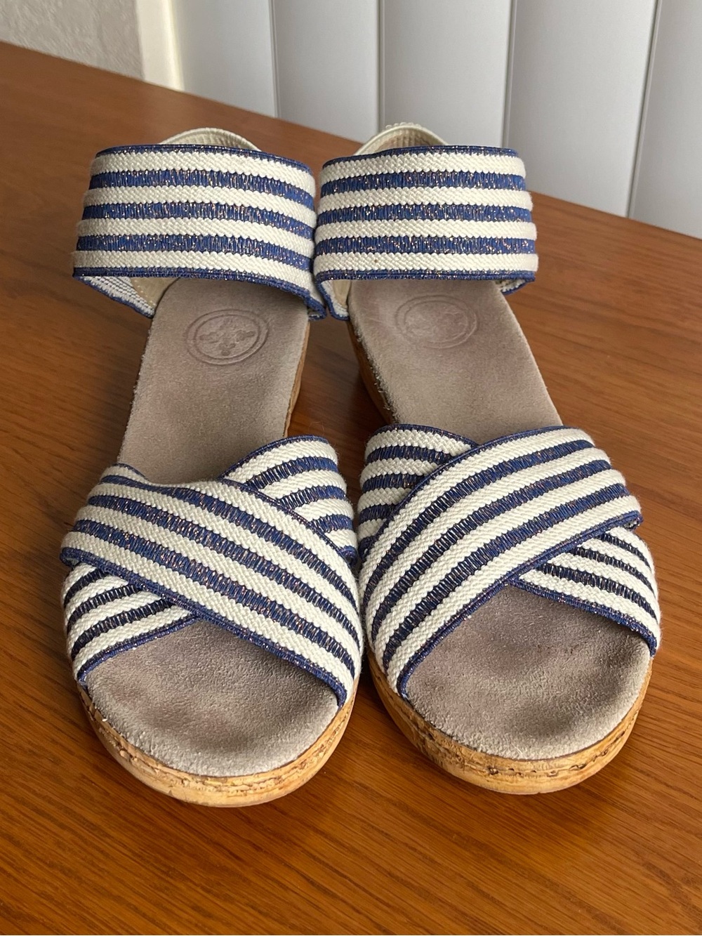 Charleston Shoe Co. Peachtree Low Wedge Sandal Size 6 - Picture 12 of 16